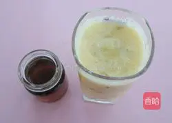 Illustration of how to make pear and passion fruit juice 10