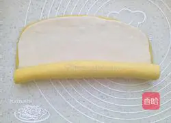 Dual Color Illustration of how to cut steamed buns with a knife 8