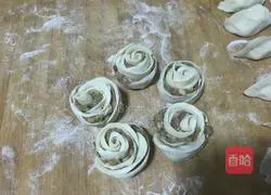 Illustration of how to make rose dumplings 6