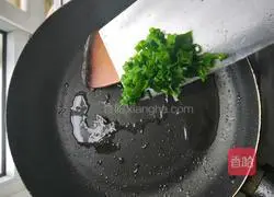 Illustration of how to make kelp and tofu soup 3