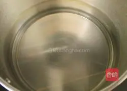 Illustration of how to make water spinach dumpling soup 5