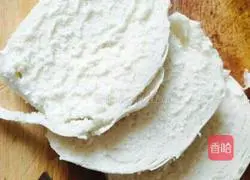 Illustration of how to make sweet steamed buns fried in a dry pot 2