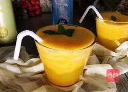 Mango Banana Sparkling Drink Recipe Illustration 10