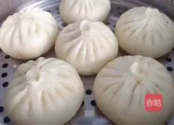 Illustration of how to make big meat buns 9