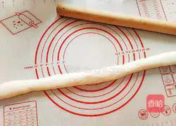 Illustration of how to make beef brisket and wheat ear-shaped buns 11