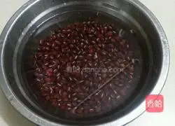 Illustration of how to make red bean and sago 1