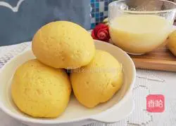 Illustration of how to make cornmeal buns 10