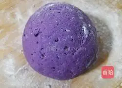 Illustration of how to make purple sweet potato and whole wheat nutritious rolls 4