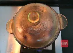 Illustration of how to make poached eggs with fermented rice wine 5