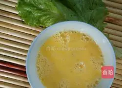 Illustration of making homemade tomato and egg soup 2