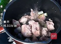 Winter Melon Pork Ribs Soup Recipe Illustration 2