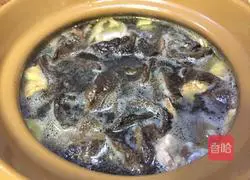 Illustration of how to make Black Bear Palm Fungus Fresh Bamboo Shoots and Native Chicken Soup 10