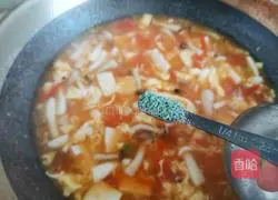 Illustration of tomato, mushroom and tofu soup 11