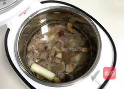 Tomato, potato and beef brisket soup recipe 6