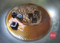 (Cantonese tea snacks) Walnut buns Illustration of how to do it 1