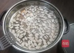 Illustration of how to make homemade chess pieces 8