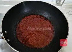 Illustration of how to make tomato meat sauce pasta 4