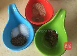 Illustration of how to cook chicken soup with fish maw 12