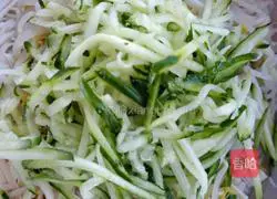 Cold bean sprouts and shredded beans Illustration of how to do it 8
