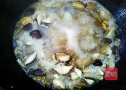 Mushroom meat soup recipe 12