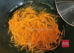 Illustration of how to make refreshing cold noodles 18