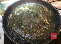 Korean kelp and beef soup recipe 4