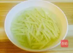 Illustration of how to make delicious homemade French fries 2