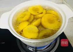 Illustration of how to make canned frozen peaches 7