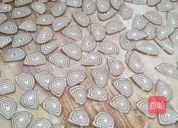 Illustration of how to make homemade cat ears 9