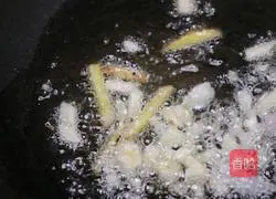 Korean Spicy Duck Gizzard Mix Illustration of making noodles 10