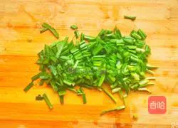 Illustration of how to make simple and delicious tomato and egg soup in 5 minutes 3