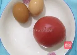 Illustration of how to make lazy tomato and egg noodles 1