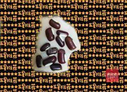 Illustration of how to make red bean and barley water 1