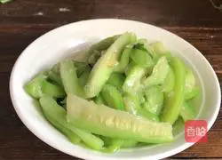 Illustration of how to make loofah noodles 12