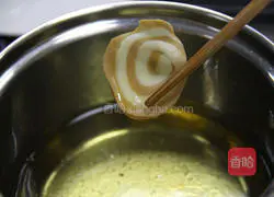 Illustration of how to make pop-pop crispy cat ears 8