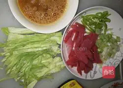 Illustration of how to make fried cold noodles 2