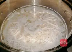 Qianyi Egg and Vegetable Germ Noodles Recipe Illustration 5