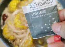 Illustration of how to make ginger, date, corn and mushroom soup 8