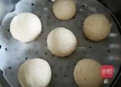 Milk-flavored oatmeal steamed buns recipe 13