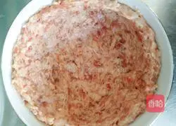 Illustration of how to make egg and meat cake soup 6