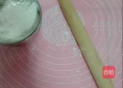 Illustration of how to make mushroom and pork buns 7