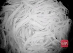 Illustration of homemade hand-rolled flour 4