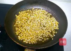 Classic Popcorn Recipe Illustration 3