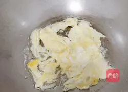 Illustration of how to make tomato and egg noodles 3