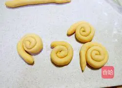 Milk Pumpkin Snail Steamed Buns Recipe Illustration 12