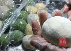 Blooming Steamed Buns - Magic Flour Recipe Illustration 9