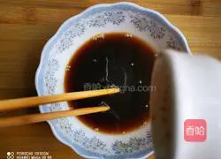 Illustration of home-made pickled cucumbers 11