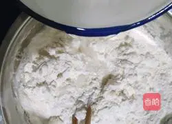 Home version of fried dough sticks illustration 4