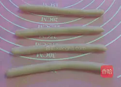 Illustration of how to make crab steamed buns 6