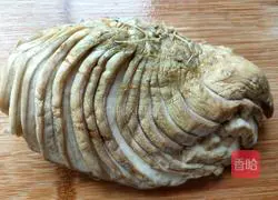 Illustration of how to make kohlrabi and luffa soup 2